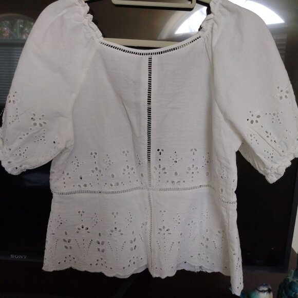 🤍🤍BNWT WHITE EYELET BUSTIER STYLE SIZE LARGE SWEETHEART NECK. Runs small. - Picture 2 of 5